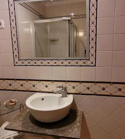 Seaside Gem, 3 Ensuites, & Town Centre شقة